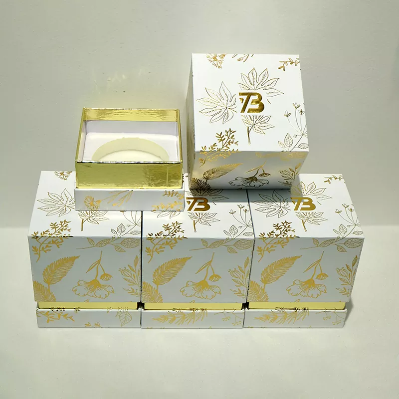 Gift Boxes with Secure Lids
