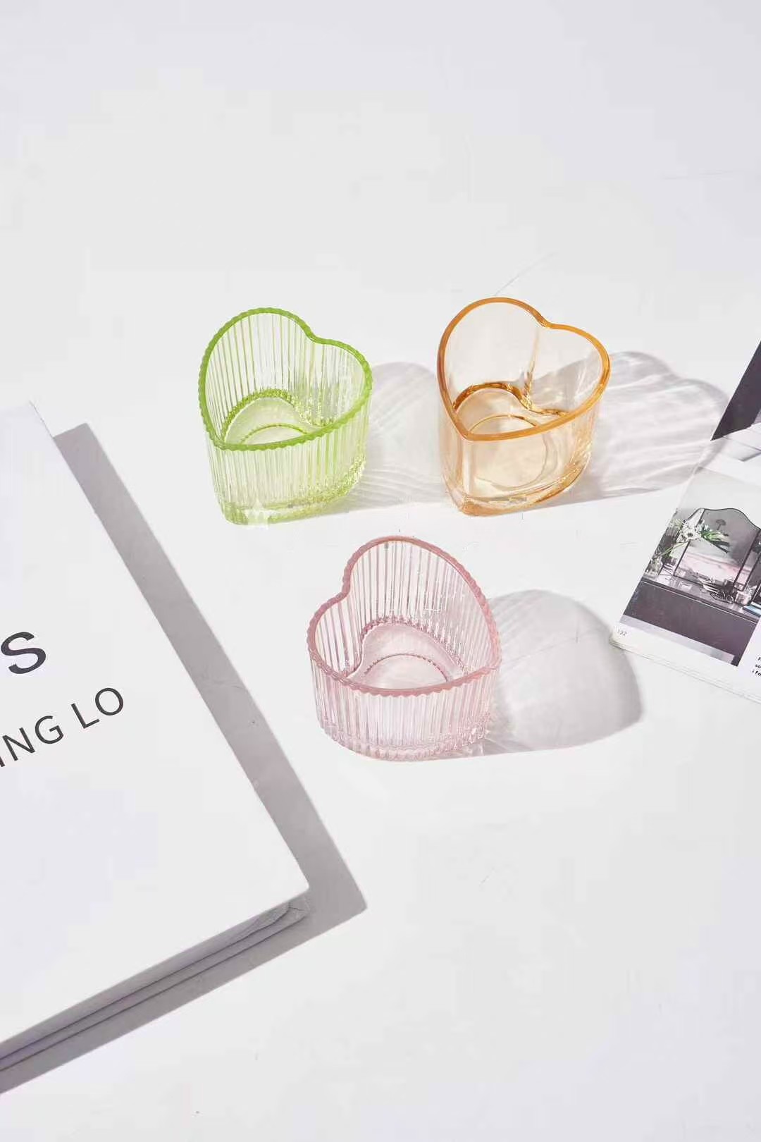 Armastuse kujuline klaasküünlahoidja