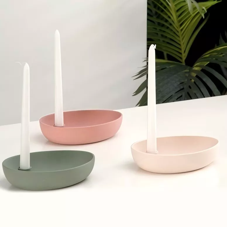 Moodne ovaalne keraamiline küünlaalus